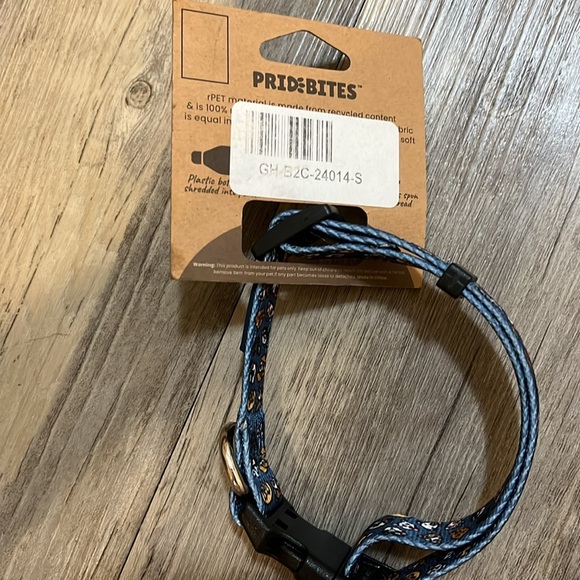 Small Dog Collar - Picture 2 of 3